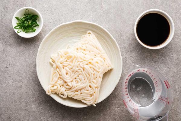 Temperature and humidity data loggers make ready-to-eat food transportation easier
